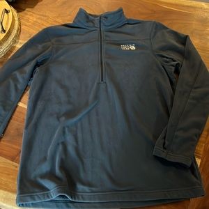 Mountain Hardwear quarter zip fleece